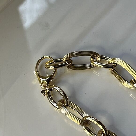 14K Gold Bold and Chunky Oval Link Necklace by Leslie’s Jewelry - Picture 10 of 15